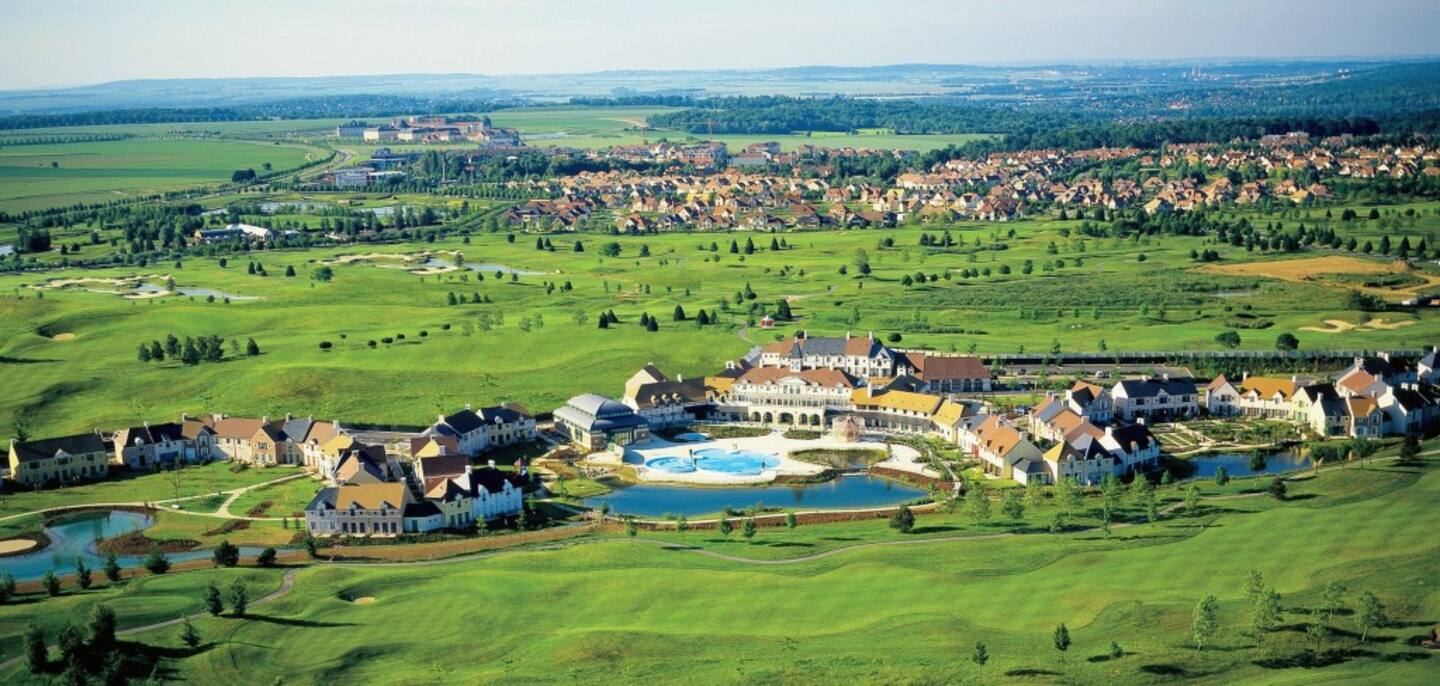 f9bf8fed 213d 4025 8d41 3a25ae23870a